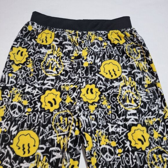 Quad Seven Fuzzy PJ Pants B, W, & Yellow Smile Faces - Size Youth 16/18 - Picture 2 of 4